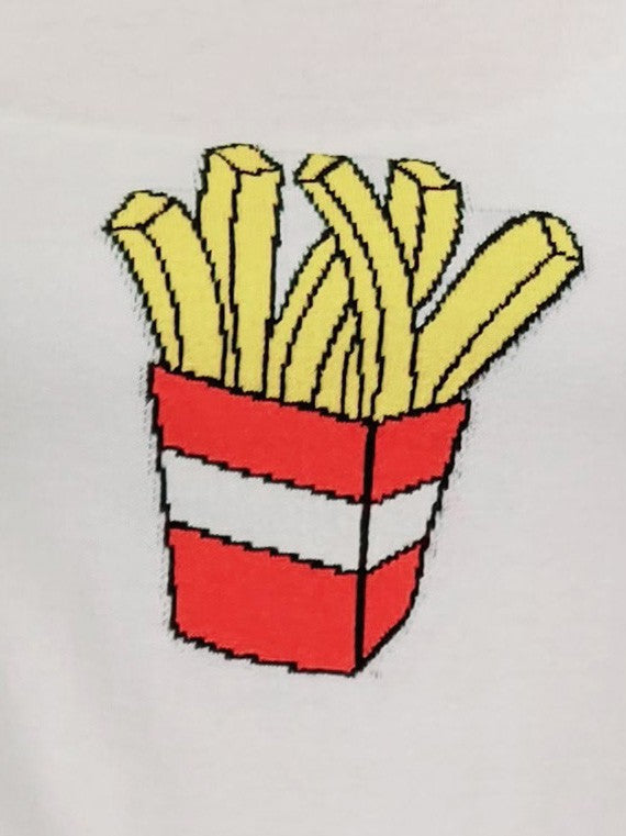 Camiseta de manga corta con patatas fritas