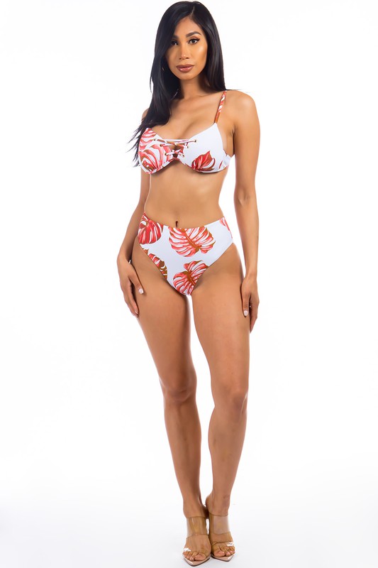 Bikini de dos piezas con estampado de hojas tropicales