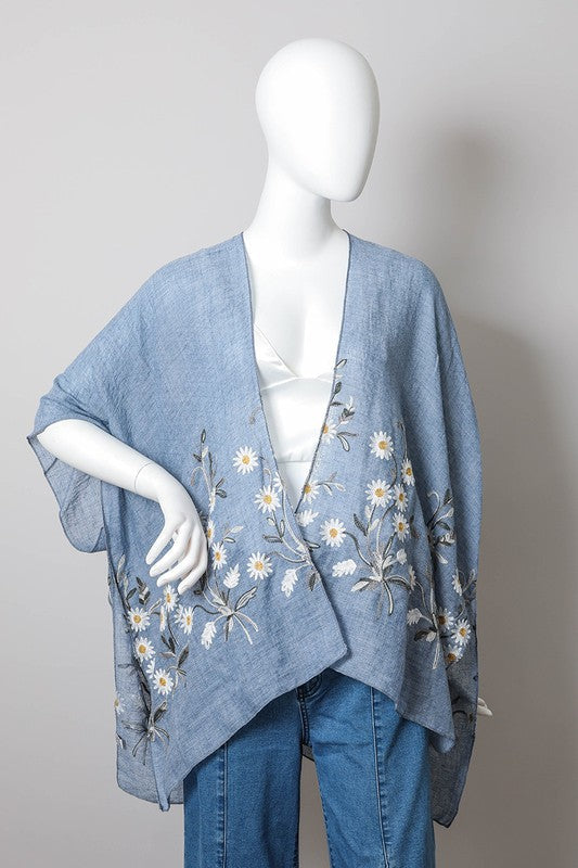 Kimono tejido con margaritas de primavera