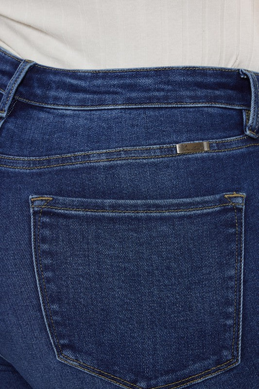 Jeans rectos slim con paquete abierto