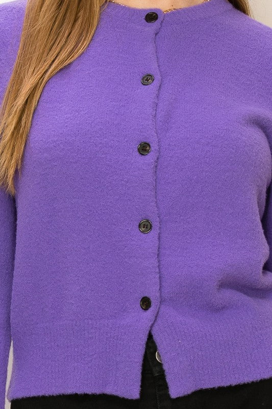 Suéter tipo cárdigan elegante con botones en la parte delantera