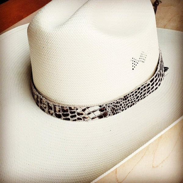 Banda para sombrero de cuero con relieve Gator color crema y bronce