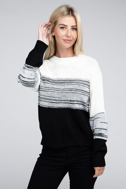Suéter con cuello redondo y bloques de color